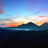 mountains_sky_bali_sunrise_kintamani_indonesia_95497_1920x1080